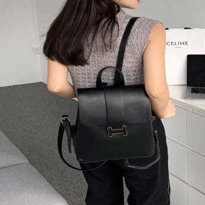 Black Leather Women's Backpack حقيبة ظهر نسائية من الجلد الأسود